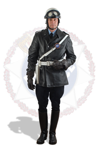 motocycliste hiver  equipements blancs